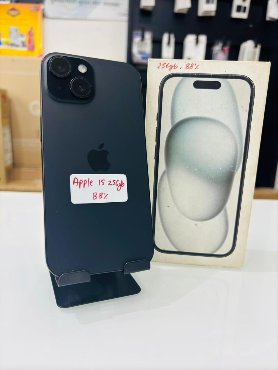 iphone 15 256 gb 88% Black