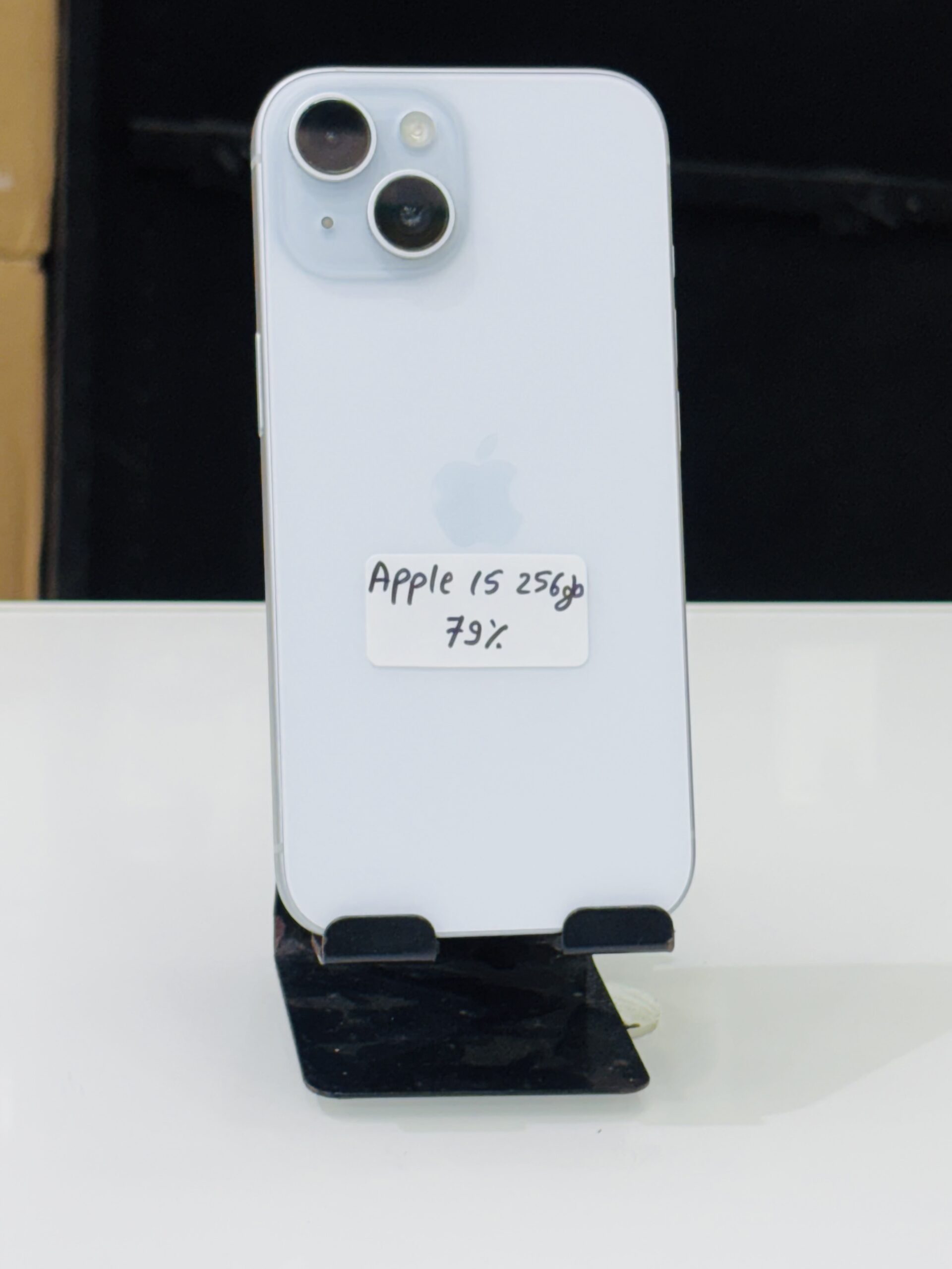 Iphone 15 256 gb 79% Blue